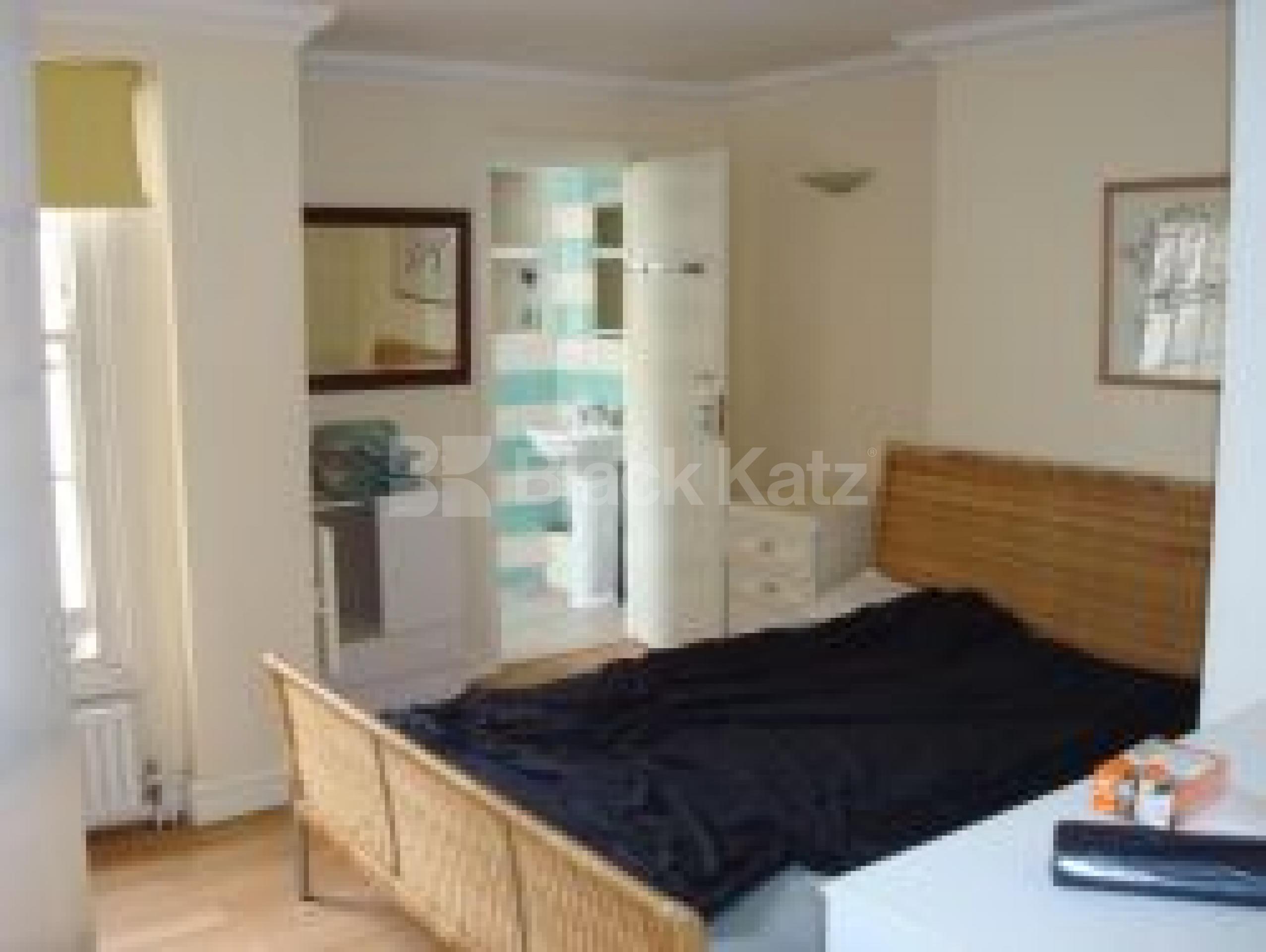 			NEW INSTRUCTION!, 1 Bedroom, 1 bath, 1 reception Flat			 Crawford Place, EDGWARE ROAD W1H